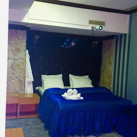 Hotel Cinema